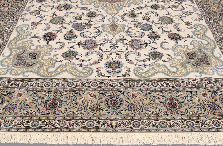 A carpet, sk Royal Kashan, ca 432 x 313 cm.