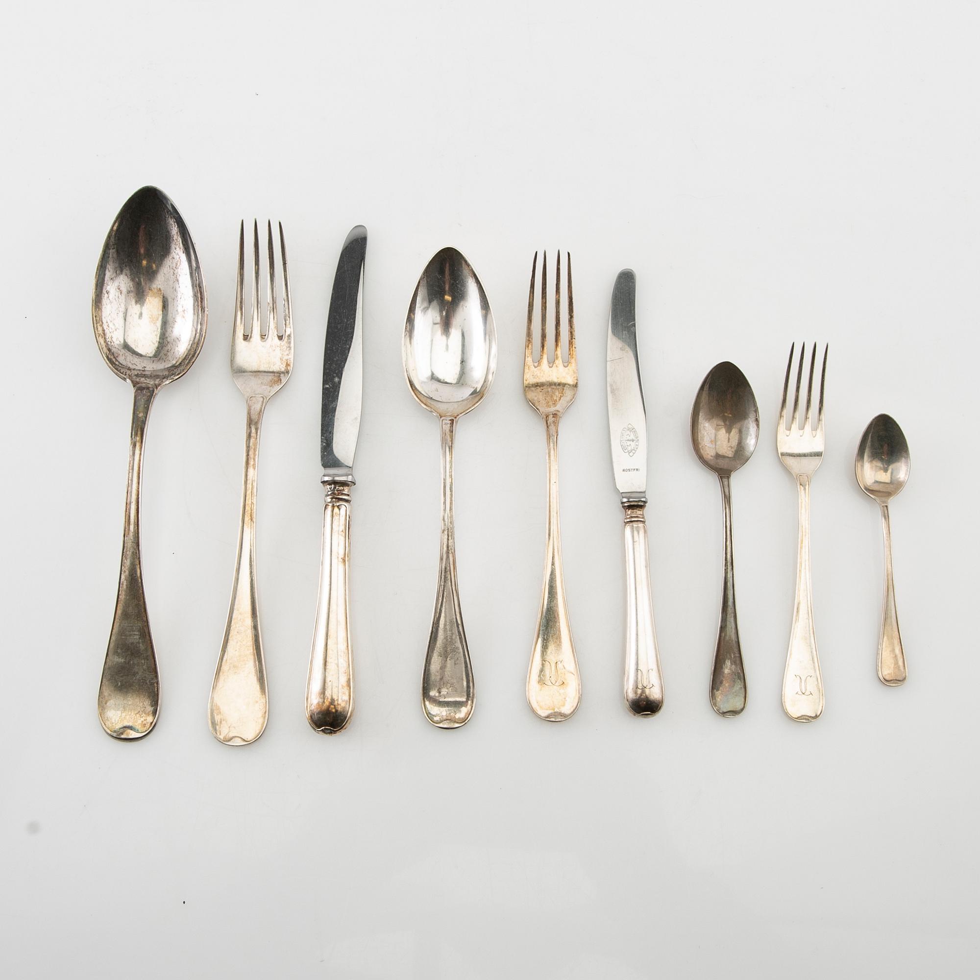 Cutlery approx. 118 dlr "Swedish round" silver, first half of the 20th century.