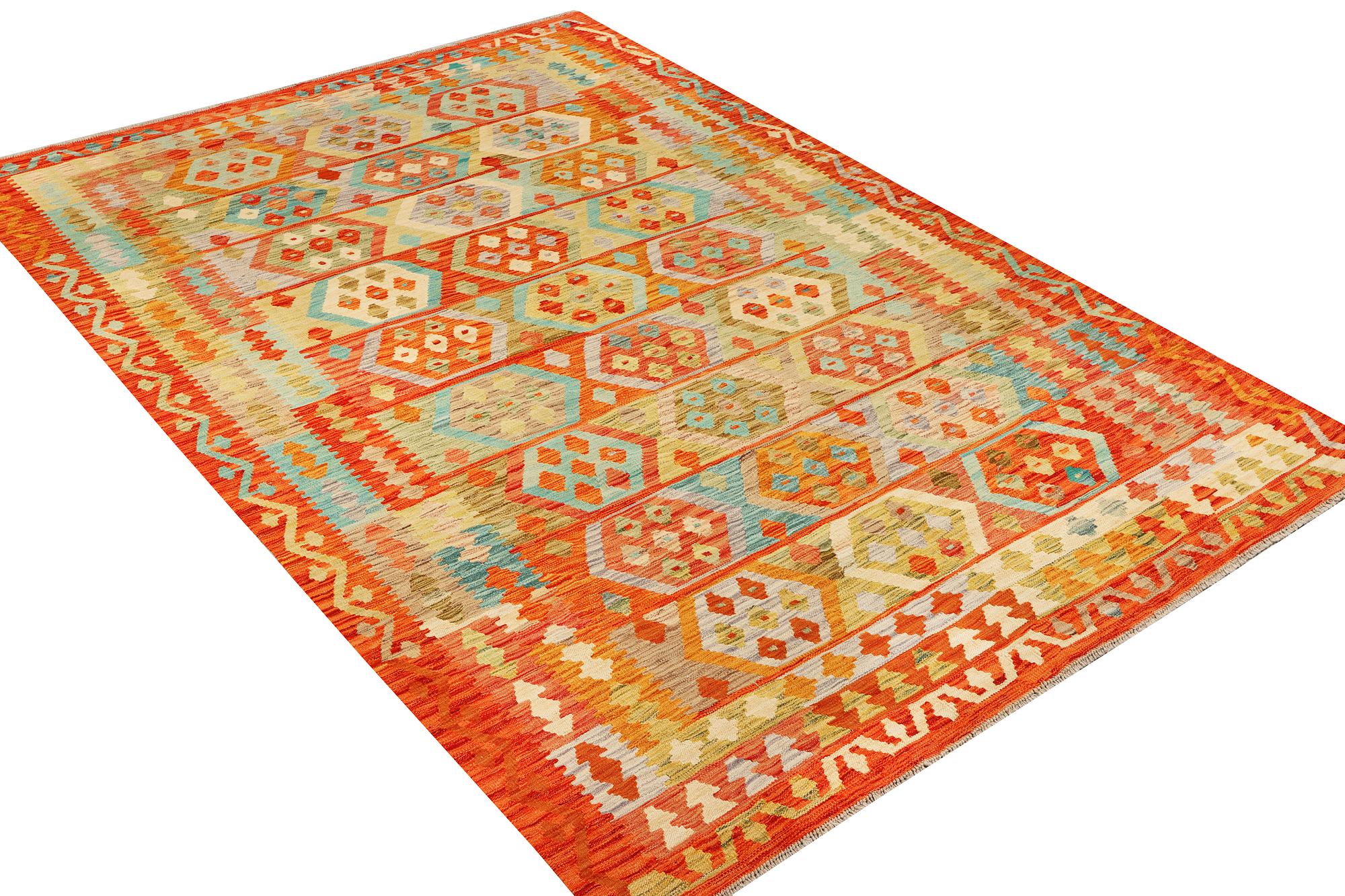 A Kilim carpet, c. 290 x 198 cm.