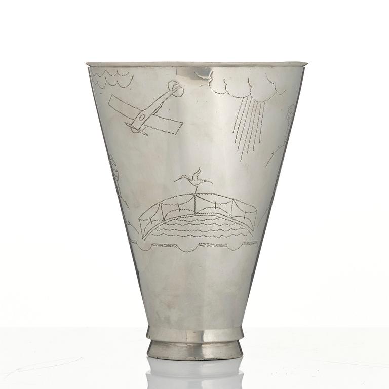 Nils Fougstedt, Vase, Firma Svenskt Tenn, Stockholm, 1925.