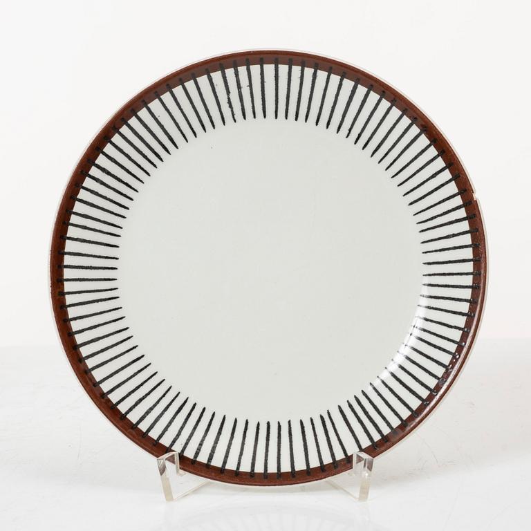 Stig Lindberg, 18 'Spisa Ribb' service pieces, Gustavsberg.