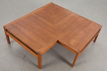 FÅTÖLJER, ett par och BORD, Ole Gjerlöv-Knudsen och Torbjörn Lind, France & Son, Danmark, 1900-talets andra hälft.