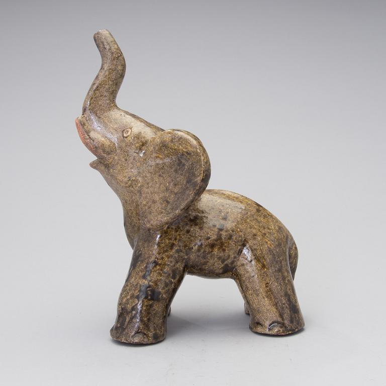 NORSU, keramiikkaa, Kupittaan Savi, suunnitellut Kerttu Suvanto-Vaajakallio.