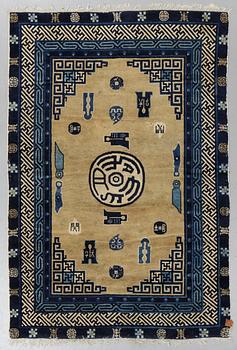 A rug, semi-antique Baotou, China, ca 175 x 108 cm.