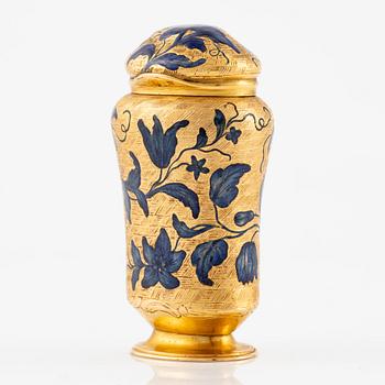 A Swedish 18th century 20K gold scent box, mark of Frantz Bergs, Stockholm 1753.