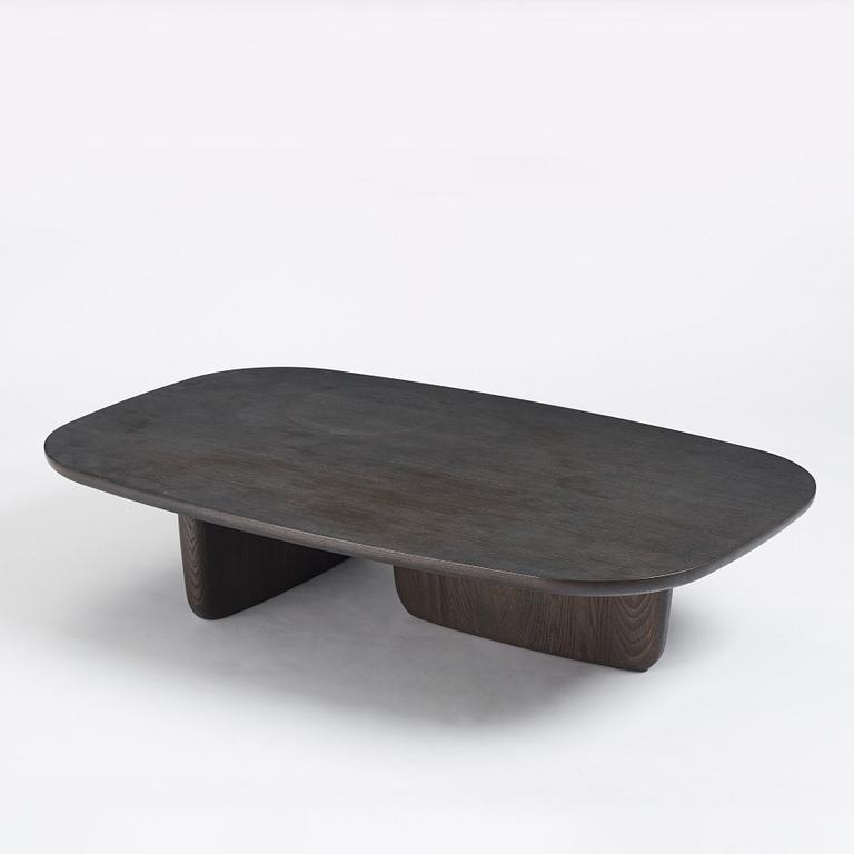 Edward Barber & Jay Osgerby, a "Tobi-ishi, Small table" , low table, B&B Italia, post 2014.