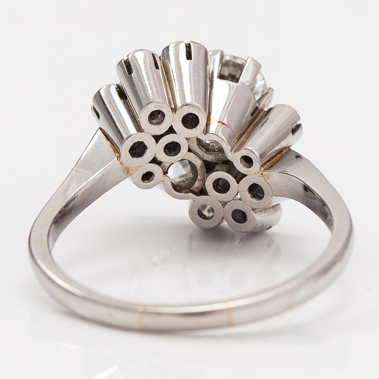 A TIllander, A platinum ring woth diamonds ca. 1.58 ct in total. Helsinki ,id 20th-century.