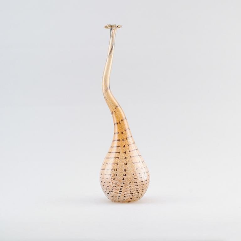 VAS, glas, Ulrica Hydman-Vallien, Kosta Boda, signerad.