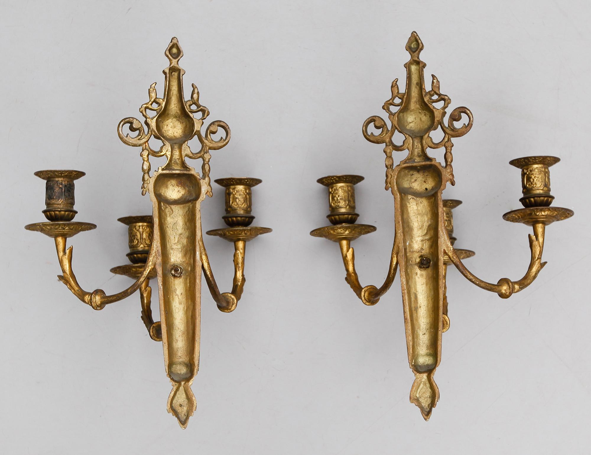 VÄGGLAMPETTER, 1 par, gustaviansk stil, 1800-talets mitt.