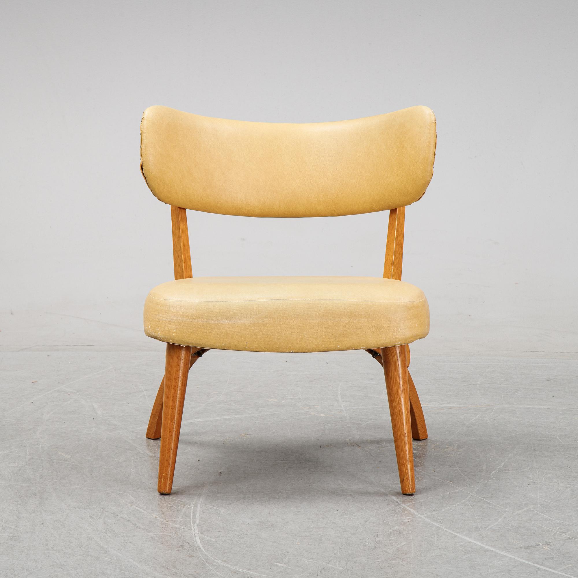 A mid 20th century easychair.