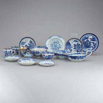 PARTI PORSLIN, 15 delar, kompaniporslin, Kina, 1700-tal.