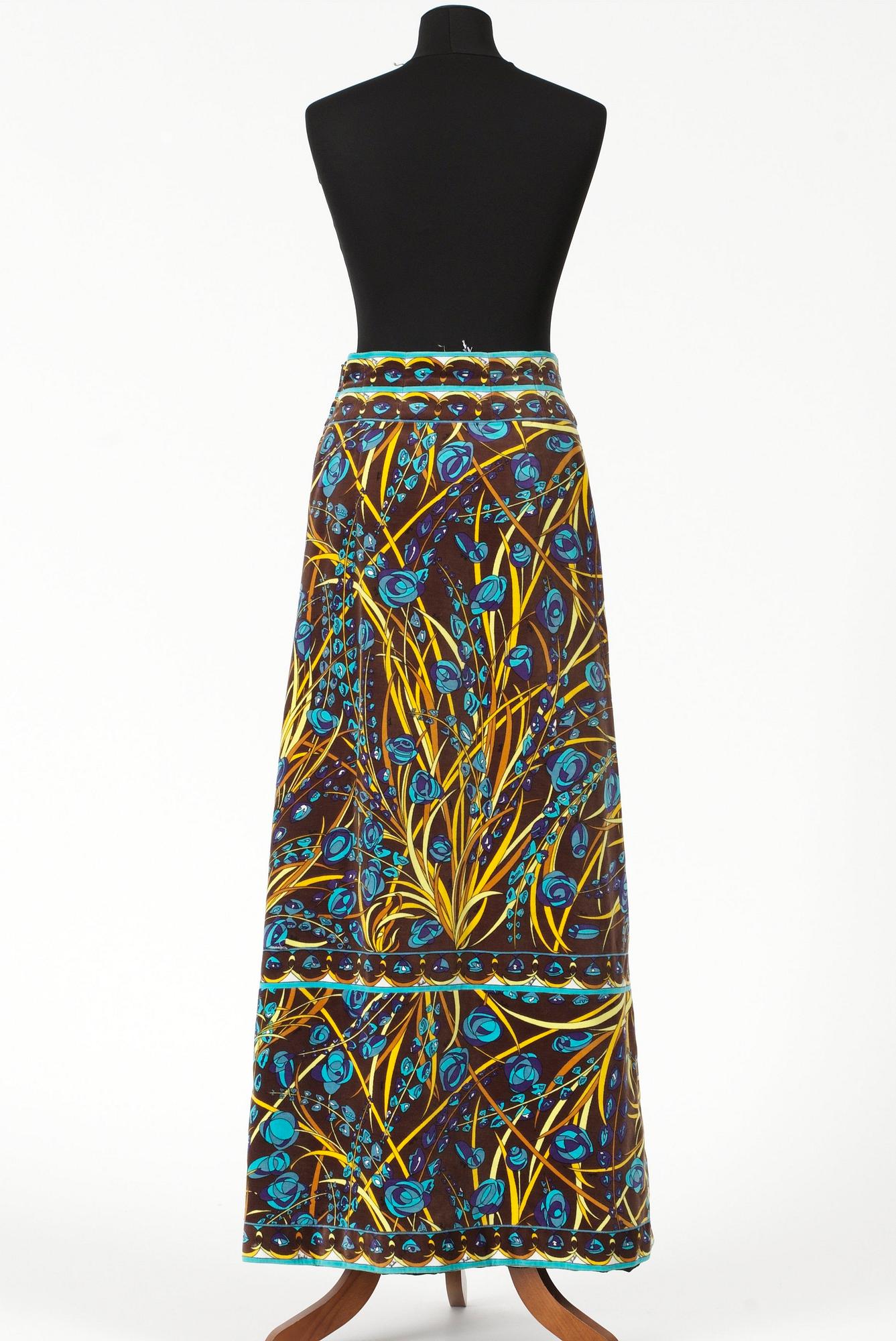 KJOL, Emilio Pucci.
