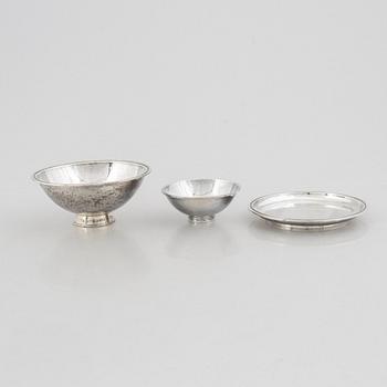 Two Swedish silver bowls and a dish, marks of Tore Kullander, Borås 1950-1951.