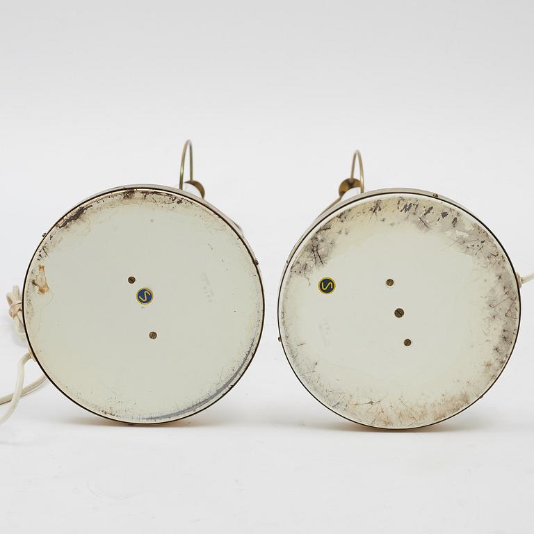 Josef Frank, bordslampor, ett par, modell 2466,  Firma Svenskt Tenn.