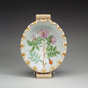 GLASSKÖLJARE, porslin. "Flora Dancia", Royal Copenhagen, Danmark, 1900-tal.