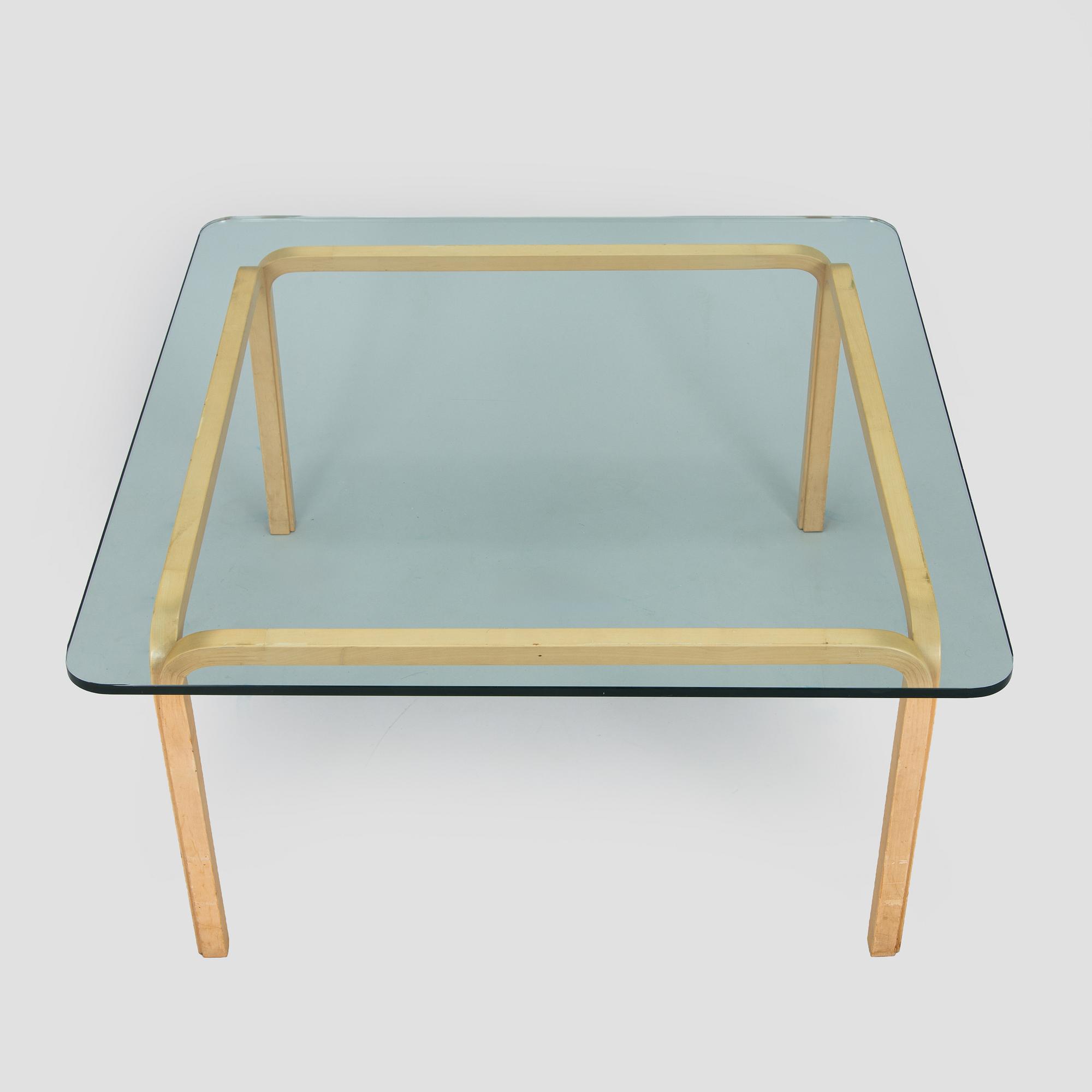 Alvar Aalto, sohvapöytä, Y805, Artek, 1900-luvun loppu.