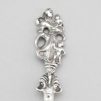 A Danish silver spoon, mark of Nicolai Linde, Copenhagen 1751.