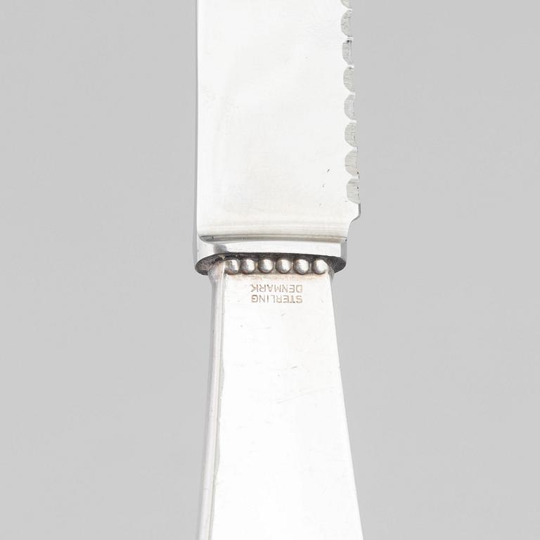 Georg Jensen, cheese slicer and cheese knife, silver, model Kugle/Beaded.