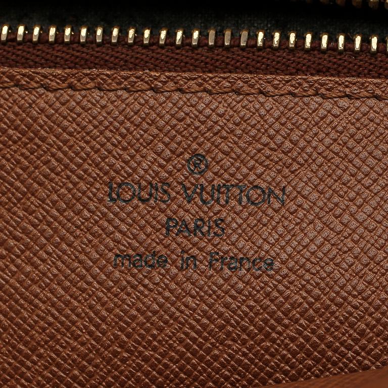 VÄSKA, "Sellier Dragonne Pochette", Louis Vuitton.