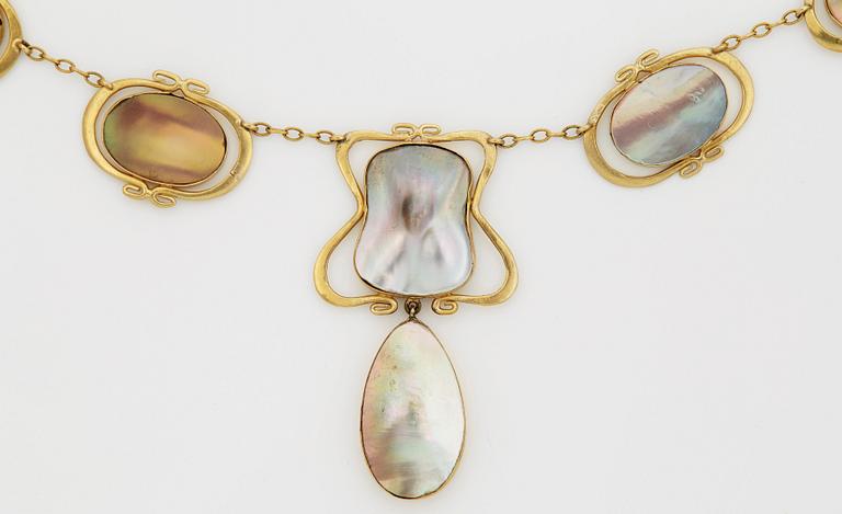 A NECKLACE.