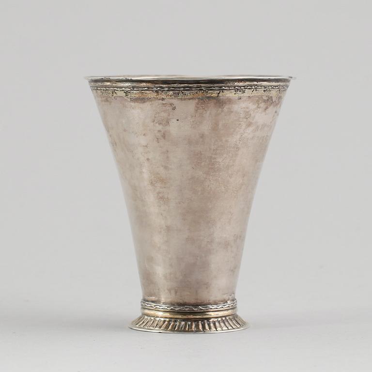 BÄGARE, silver, Aron Wangstelius, Torshälla 1760. Vikt ca 56 g.