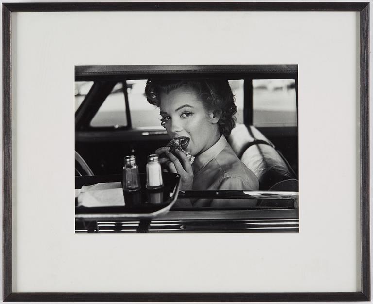 PHILIPPE HALSMAN, gelatin silver print with copyright stamp on verso, dated 1981 and numbered 136/250 on verso.