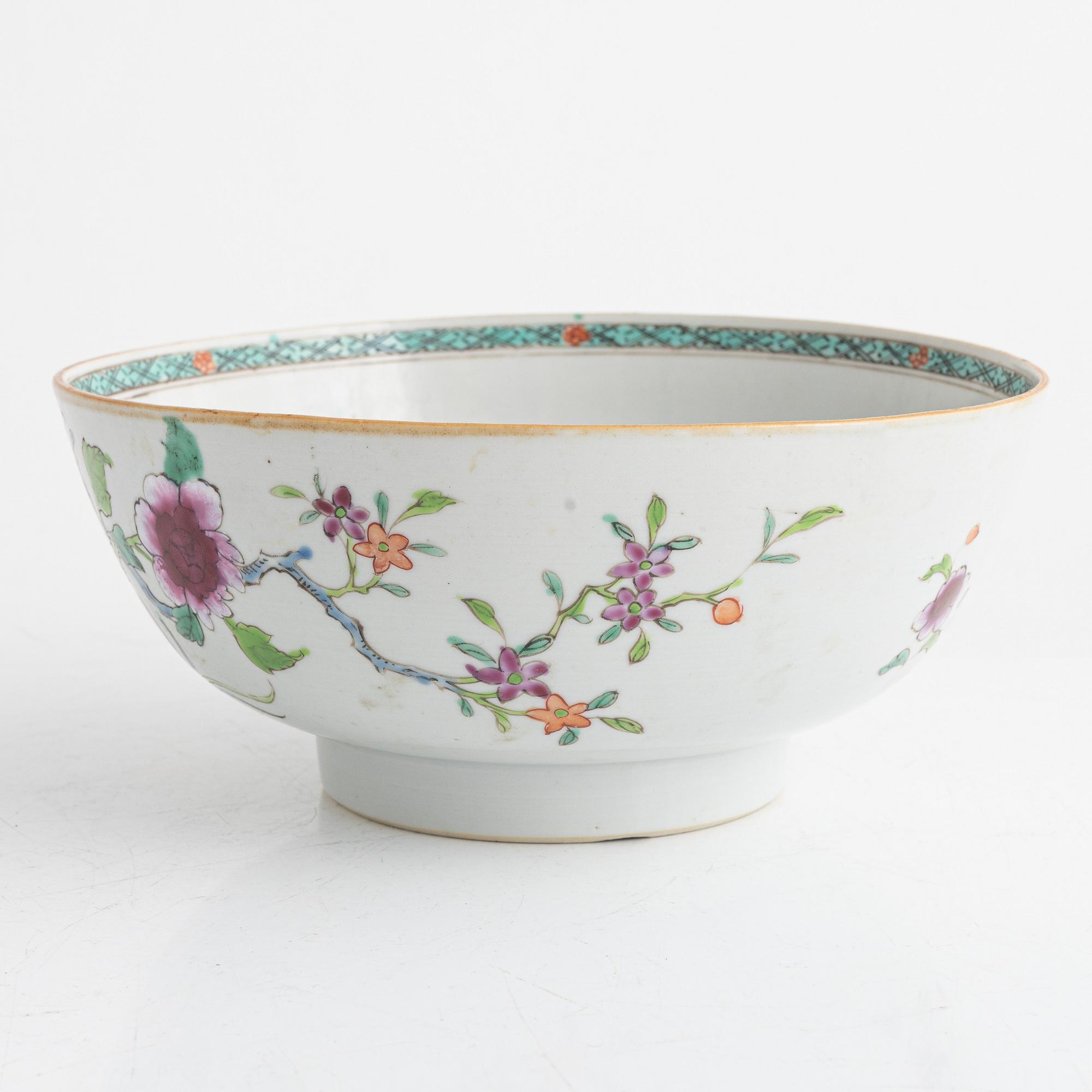 Skål, kopp samt tedosa, porslin, Kina, Qianlong (1736-95).