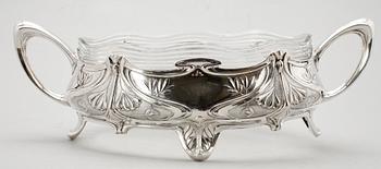 JARDINJÄR, silver, jugend, Tyskland, 1900-talets första hälft. Vikt ca 739 g.