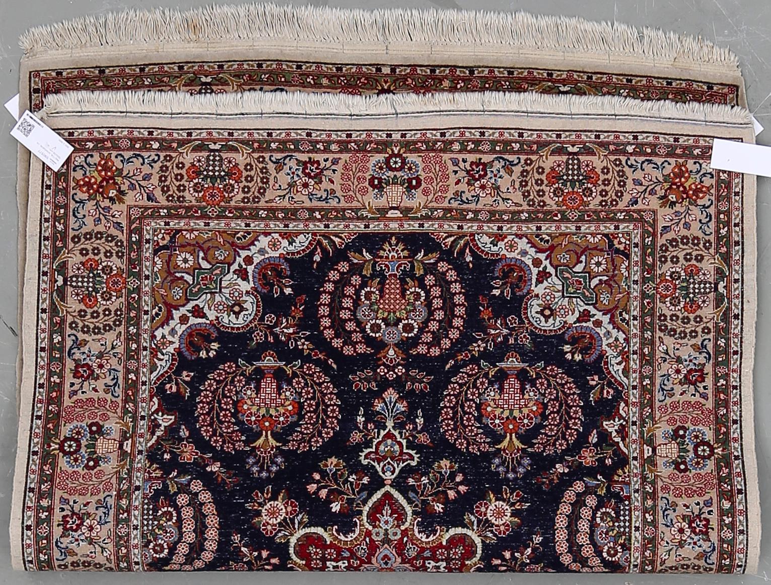 MATTA, orientalisk, ca 150x110 cm.