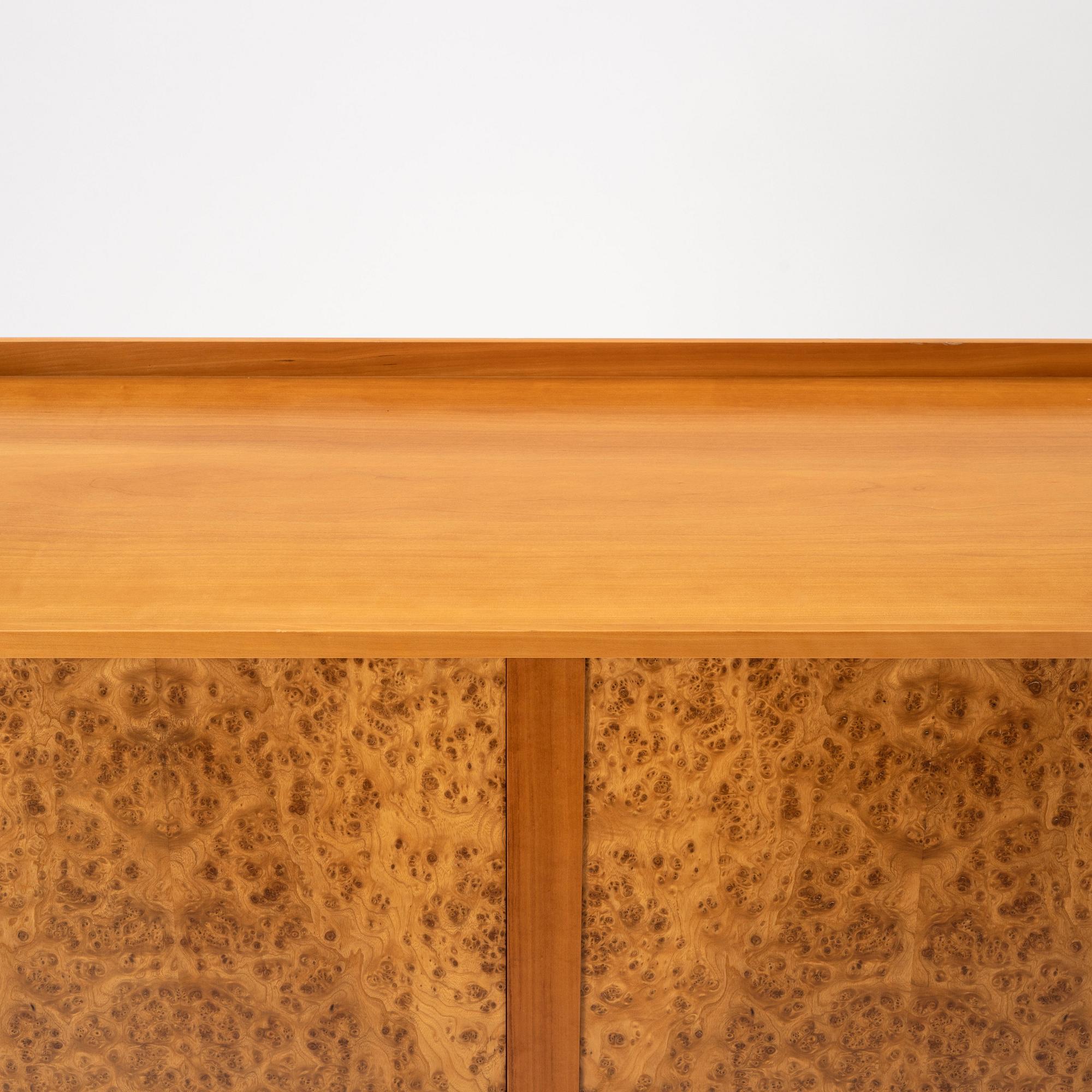Josef Frank, a model 2135 cabinet, Firma Svenskt Tenn, post 1985.
