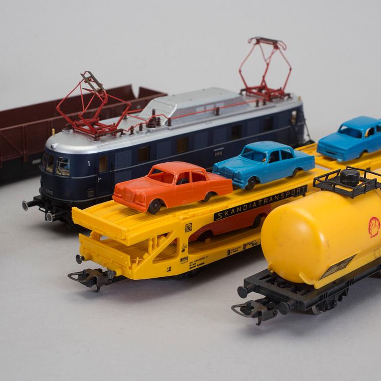 MODELLTÅGSDELAR, 12 stycken, Märklin, Fleischmann & Lima.