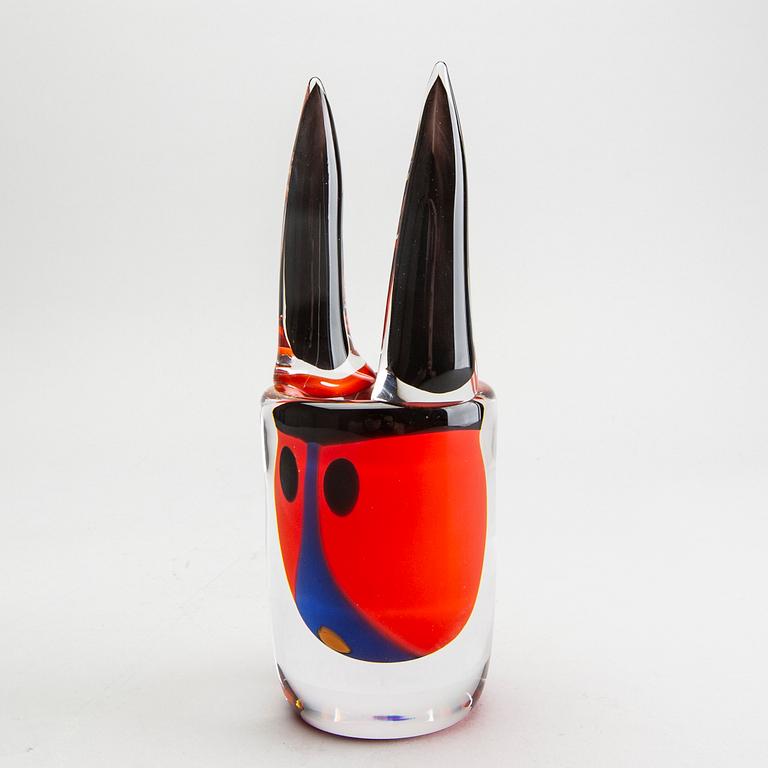 Erik Höglund, a glass sculpture/vase from Strömbergshyttan 2007.