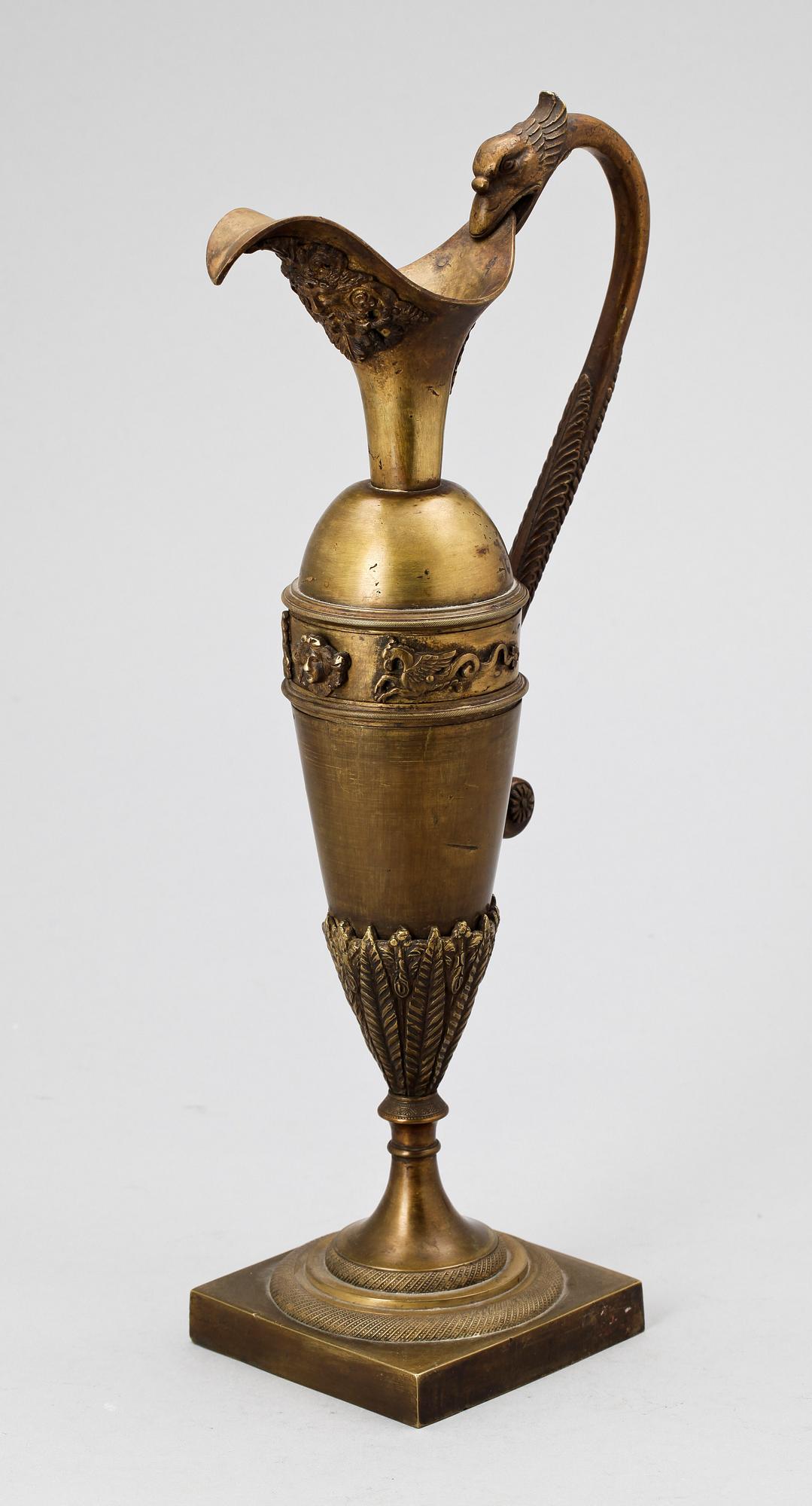 KANNA, mässing, empirestil, 1800/1900-tal.