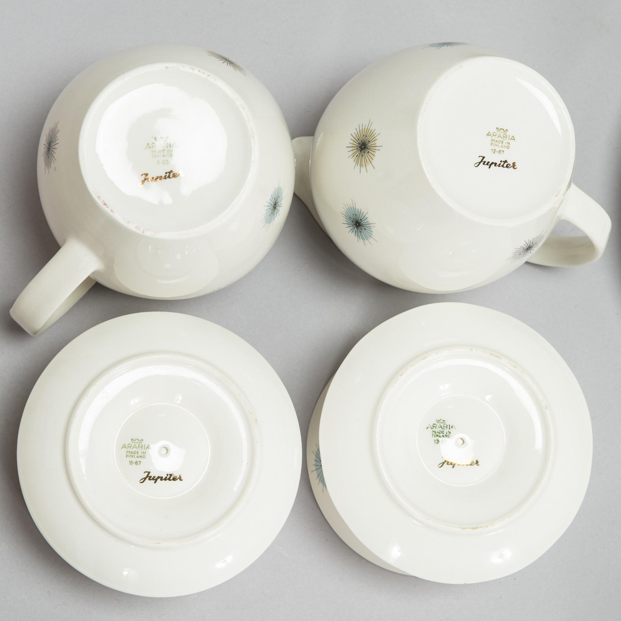 Raija Uosikkinen, ruoka-astiasto, "Jupiter", posliini, Arabia 1960-67.
