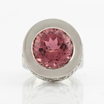 A Gaudy platinum ring set with a faceted tourmaline.