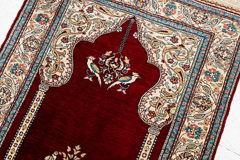 Carpet, Hereke, silk, approx. 98 x 63 cm.