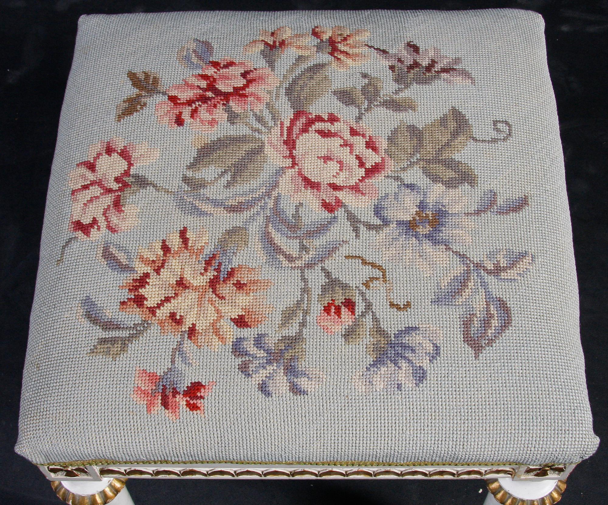 TABURETT, gustaviansk stil, tidigt 1900-tal.