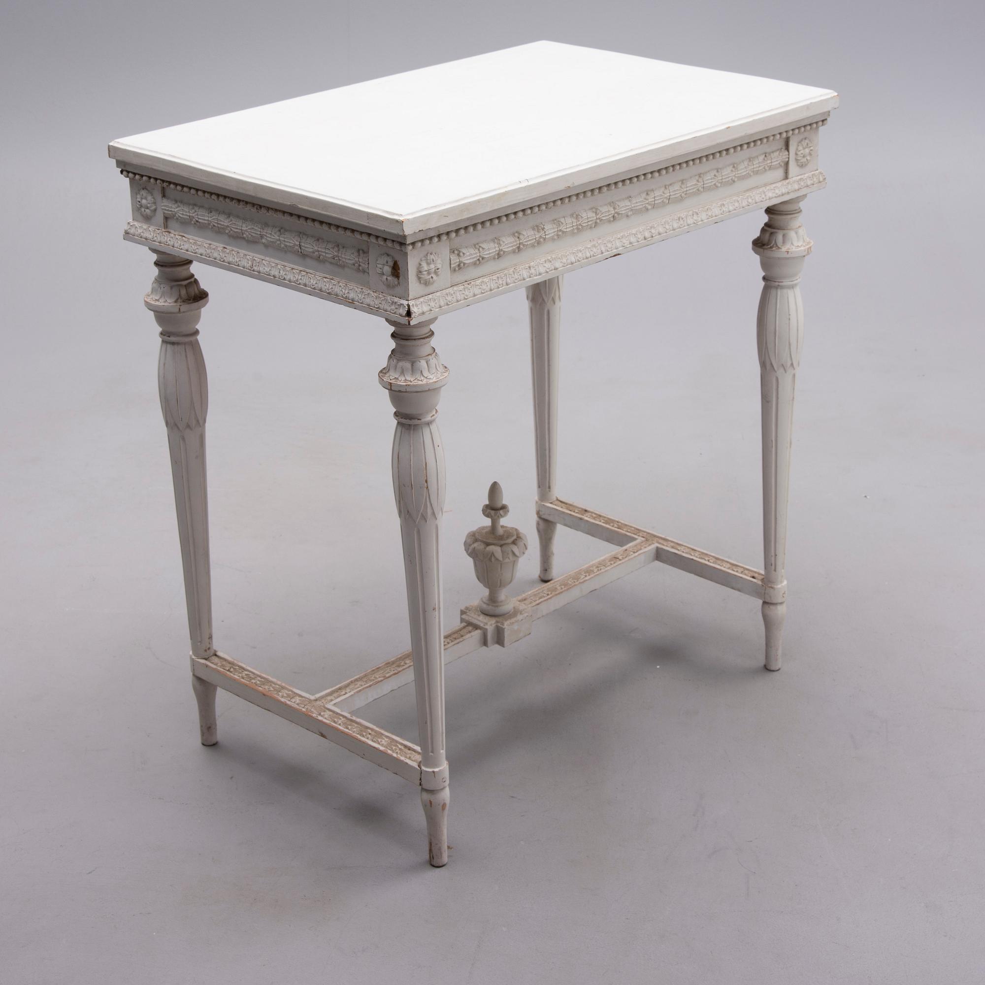 BORD, gustaviansk stil, 1900-tal.