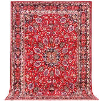 A Keshan carpet, c. 355 x 245 cm.