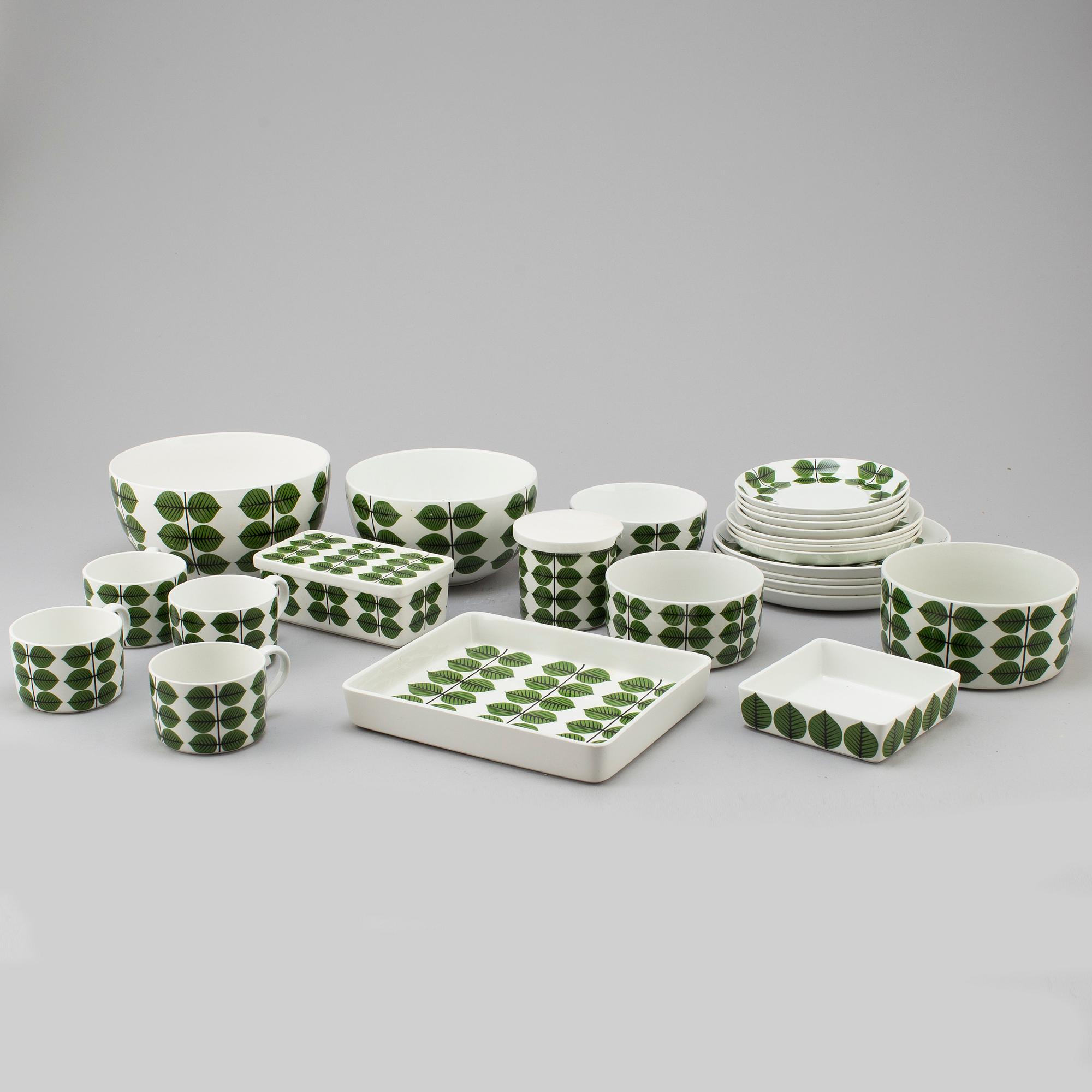 STIG LINDBERG, servisdelar, 20 delar, "Berså", porslin. Gustavsberg, 1900-talets andra hälft.