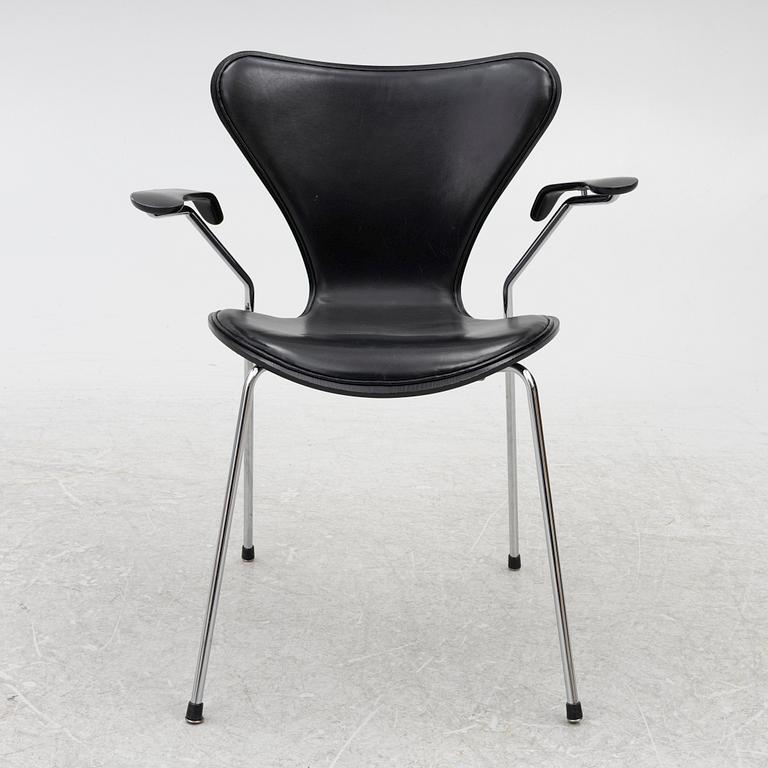 Arne Jacobsen, Armchairs, 4 pcs, "The Seven", Fritz Hansen, Denmark, 2006.