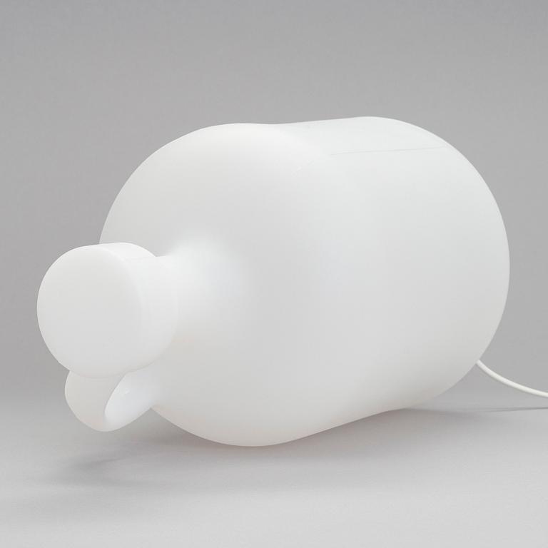 Eero Aarnio, pöytävalaisin "Bottle of Light" Melaja Oy, 2010.