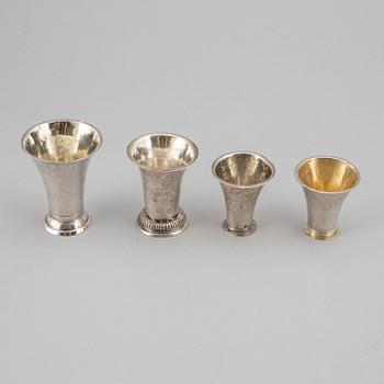 A mixed lot of four Swedish silver beakers, 1797-1818.