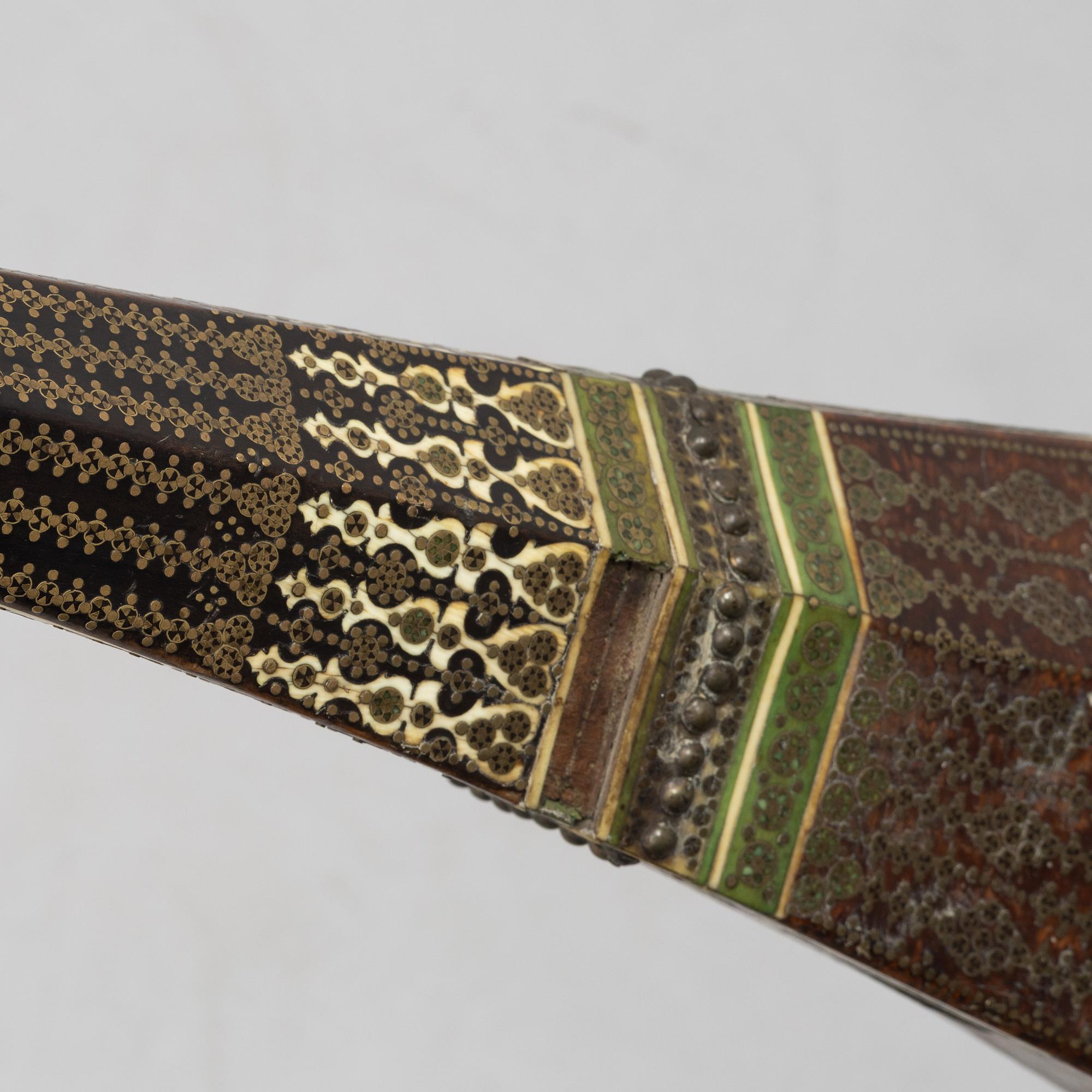 A Persian snaphaunce rifle, 18th century.