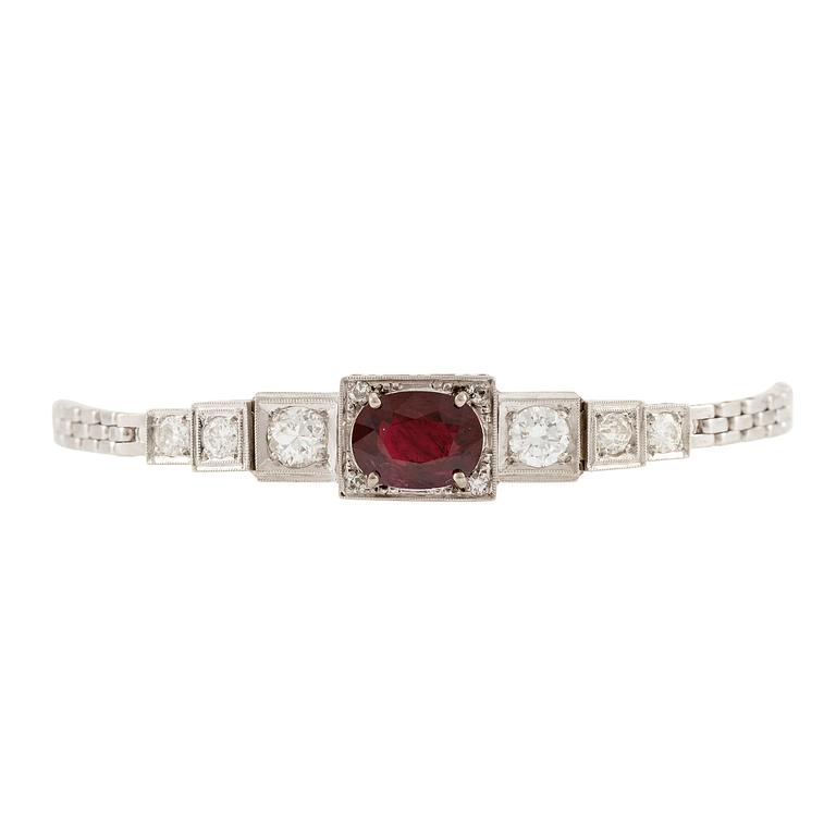 A bracelet 18K white gold with ruby and brilliant-cut diamonds. Malmö 1948.