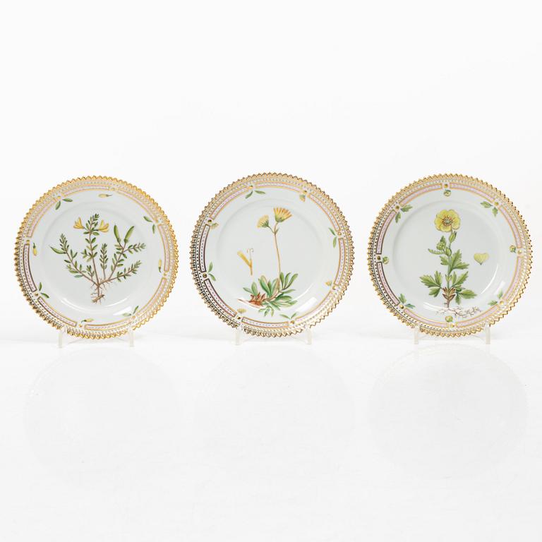 Royal Copenhagen, nine fruit plates, 'Flora Danica', Denmark.
