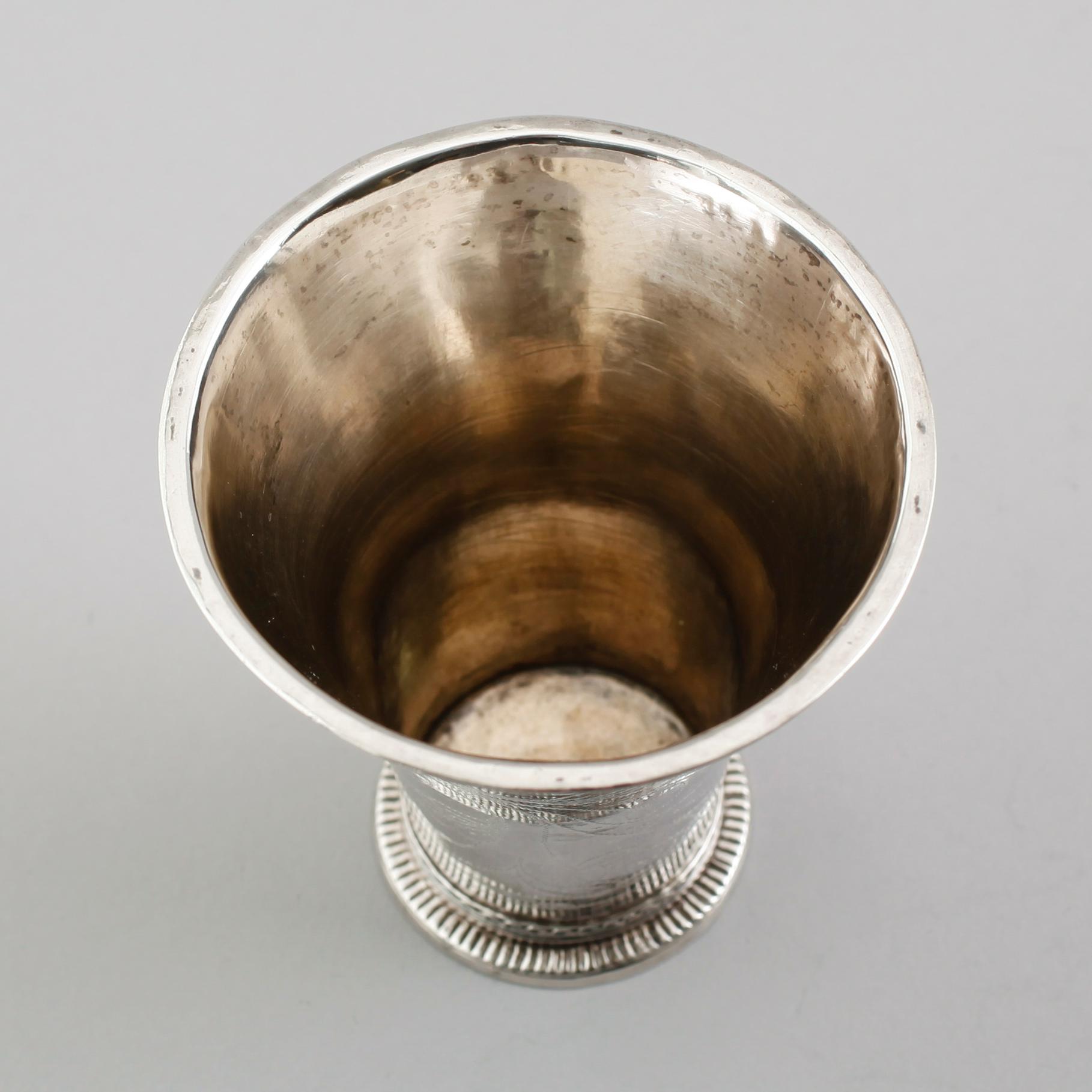 BÄGARE, silver, Carl Petter Tellander, Jönköping 1765. Vikt ca 56 gram.