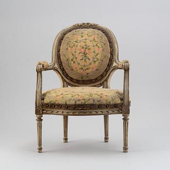 A miniature chair / doll chair, Louis XVI-style, first half of the 20th century.