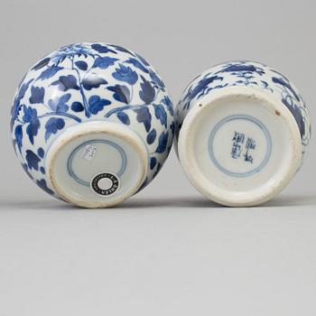 A set of four chinese porcelain jars, Qing dynasty, late 19th/early 20th century,