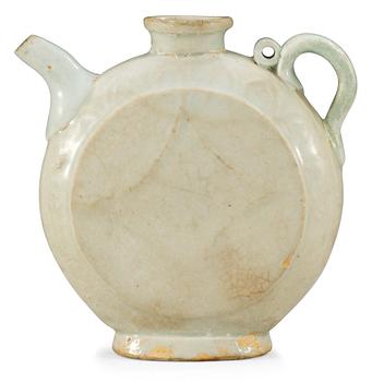 216. VINKANNA, porslin. Qingbai, Yuan dynastin (1279-1368).